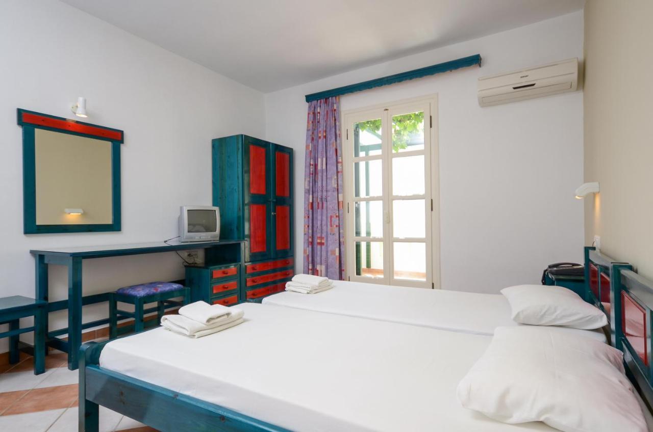 Hotel Fanis Agia Anna  Bagian luar foto